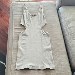 Size M/L Bebe dress